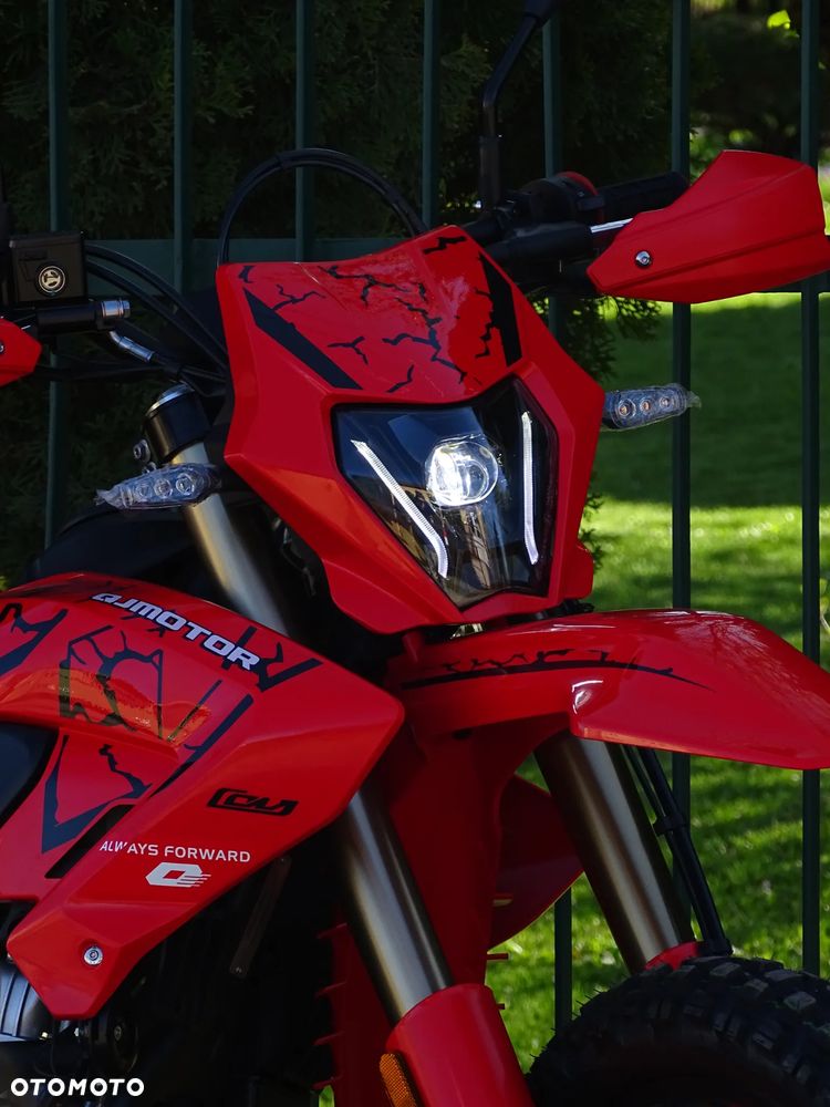 QJMOTOR COV 125X - 17