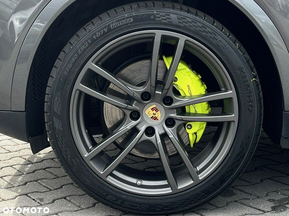 Porsche Cayenne E-Hybrid - 15