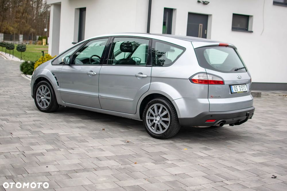 Ford S-Max - 26