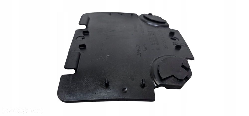 Bmw E82 E88 E90 Pokrywka Do Wymiany Żarówki Zaślepka Nadkola Prawa 7143850 - 7