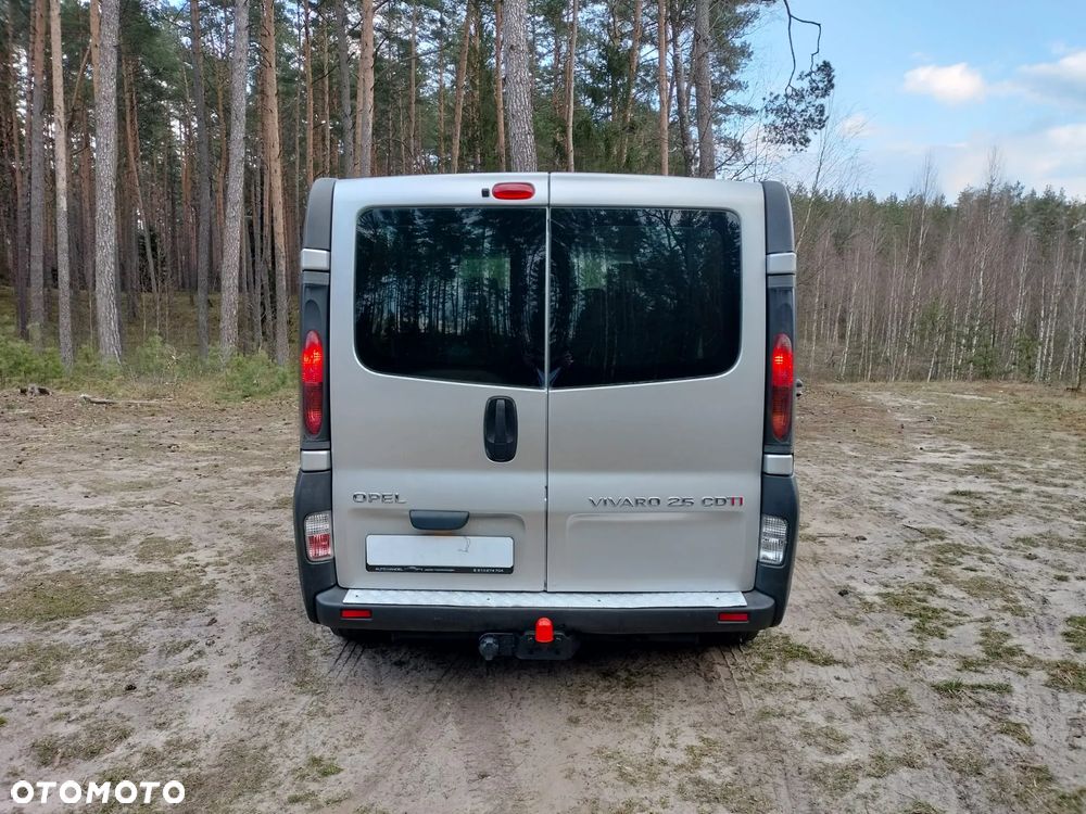 Opel vivaro - 22