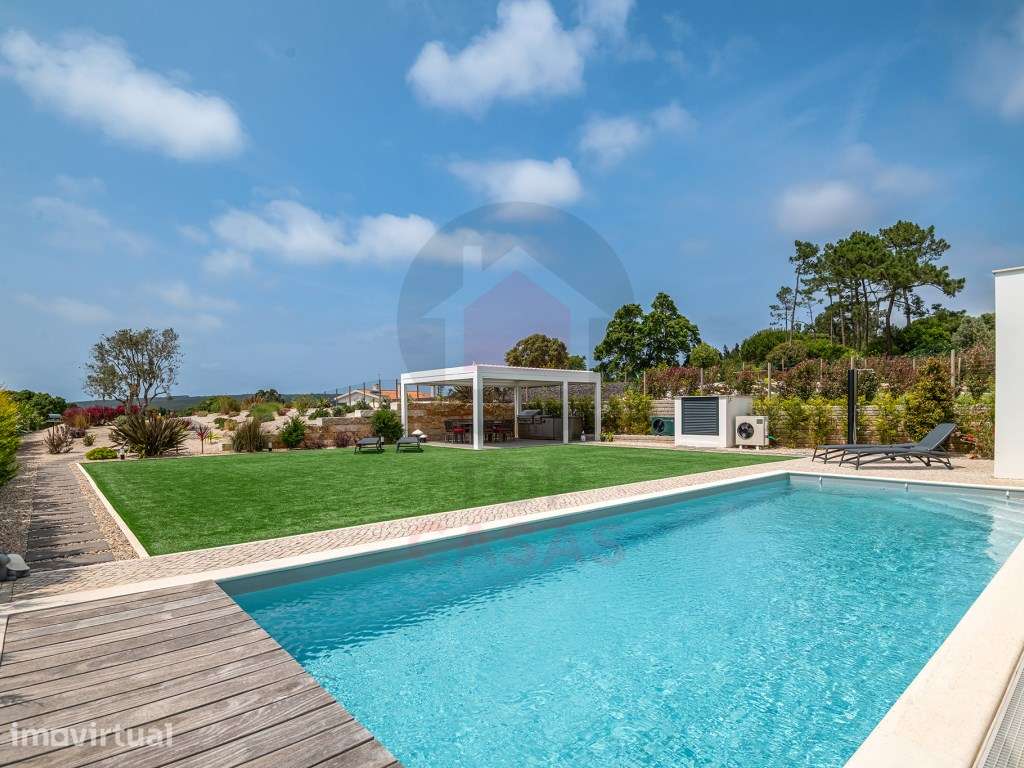 Moradia de luxo contemporânea com tecnologia de ponta, junto à Lago... - Grande imagem: 2/42
