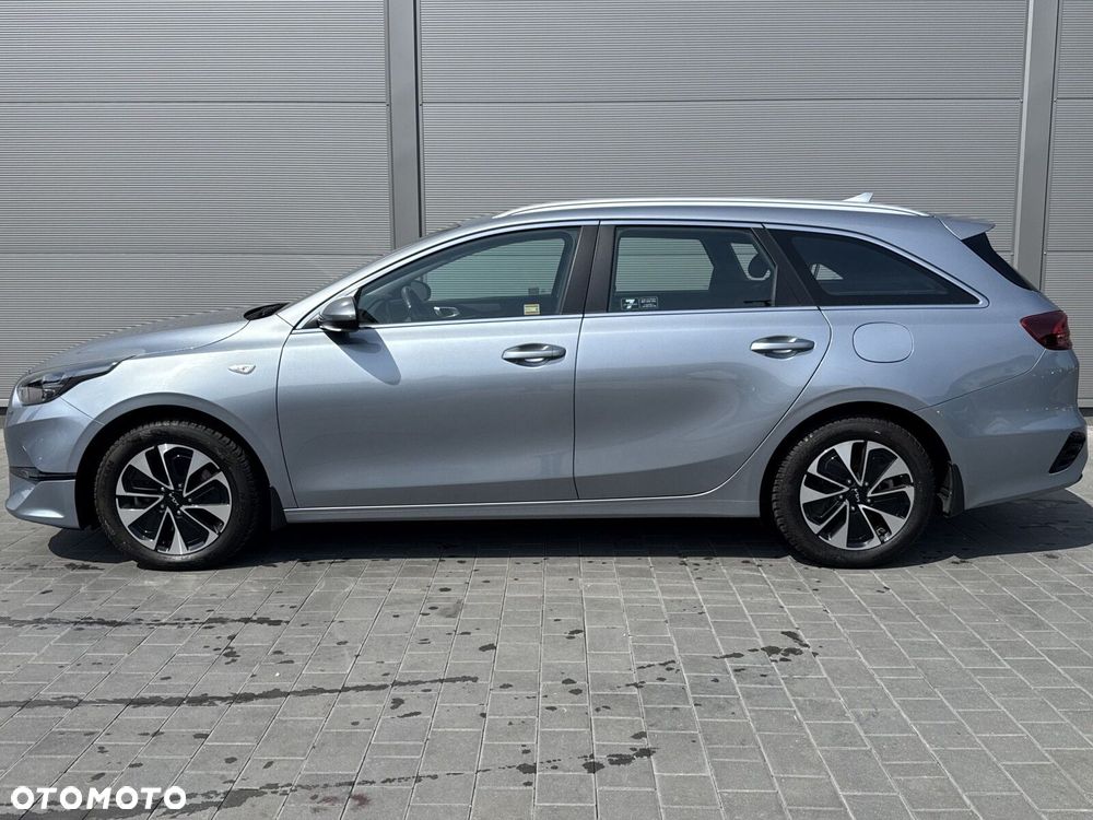 Kia Ceed 1.5 T-GDI M - 6