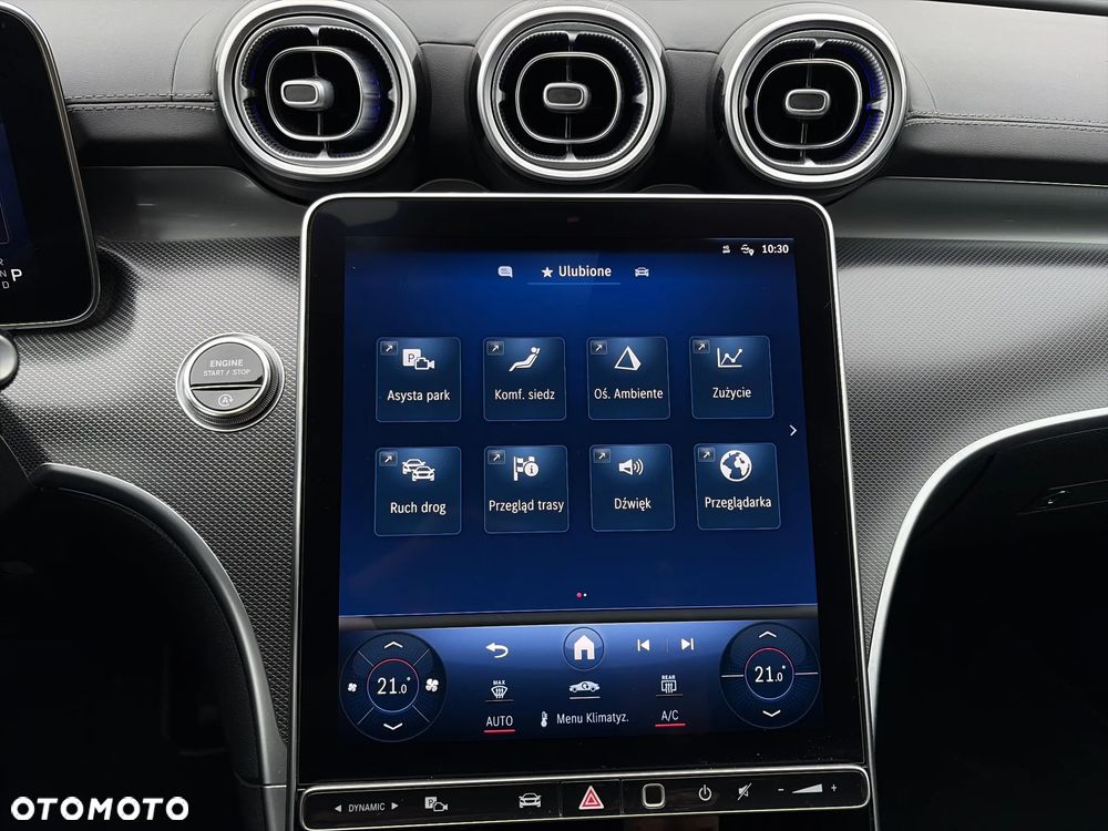 Mercedes-Benz Klasa C 200 mHEV AMG - 28