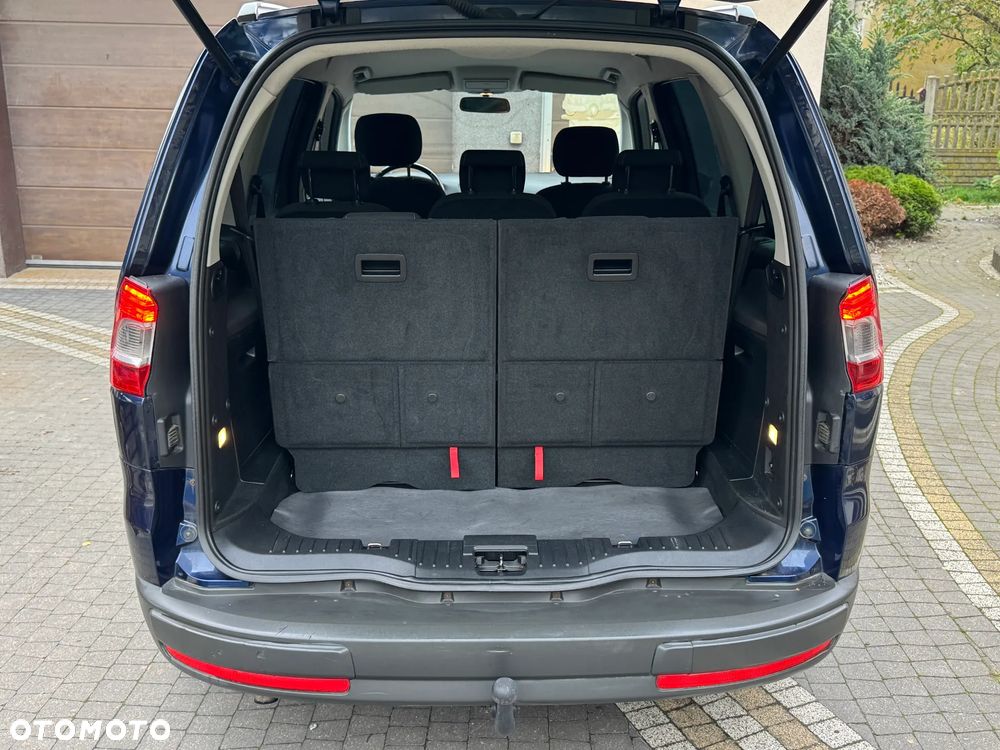 Ford Galaxy 2.0 Ambiente - 18