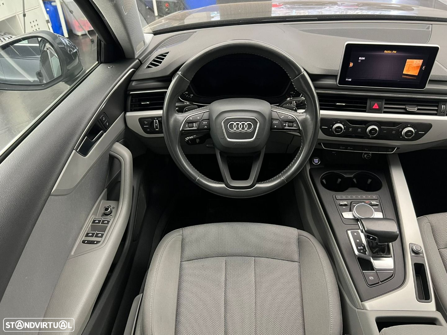 Audi A4 Avant 2.0 TDI S tronic - 10