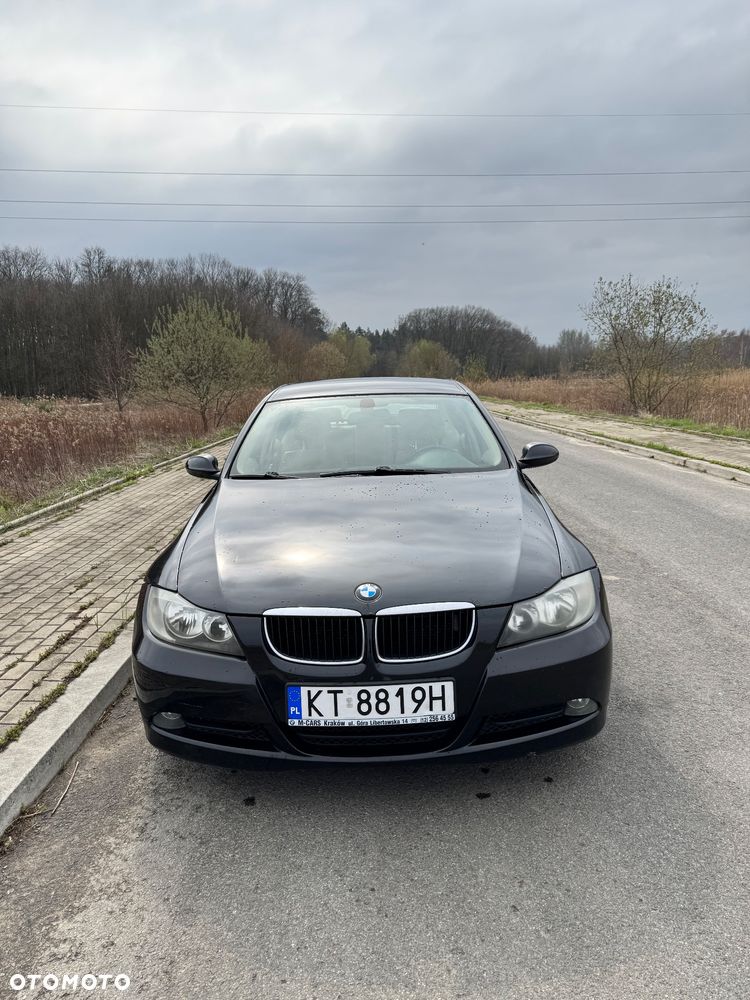 BMW Seria 3 318d - 2