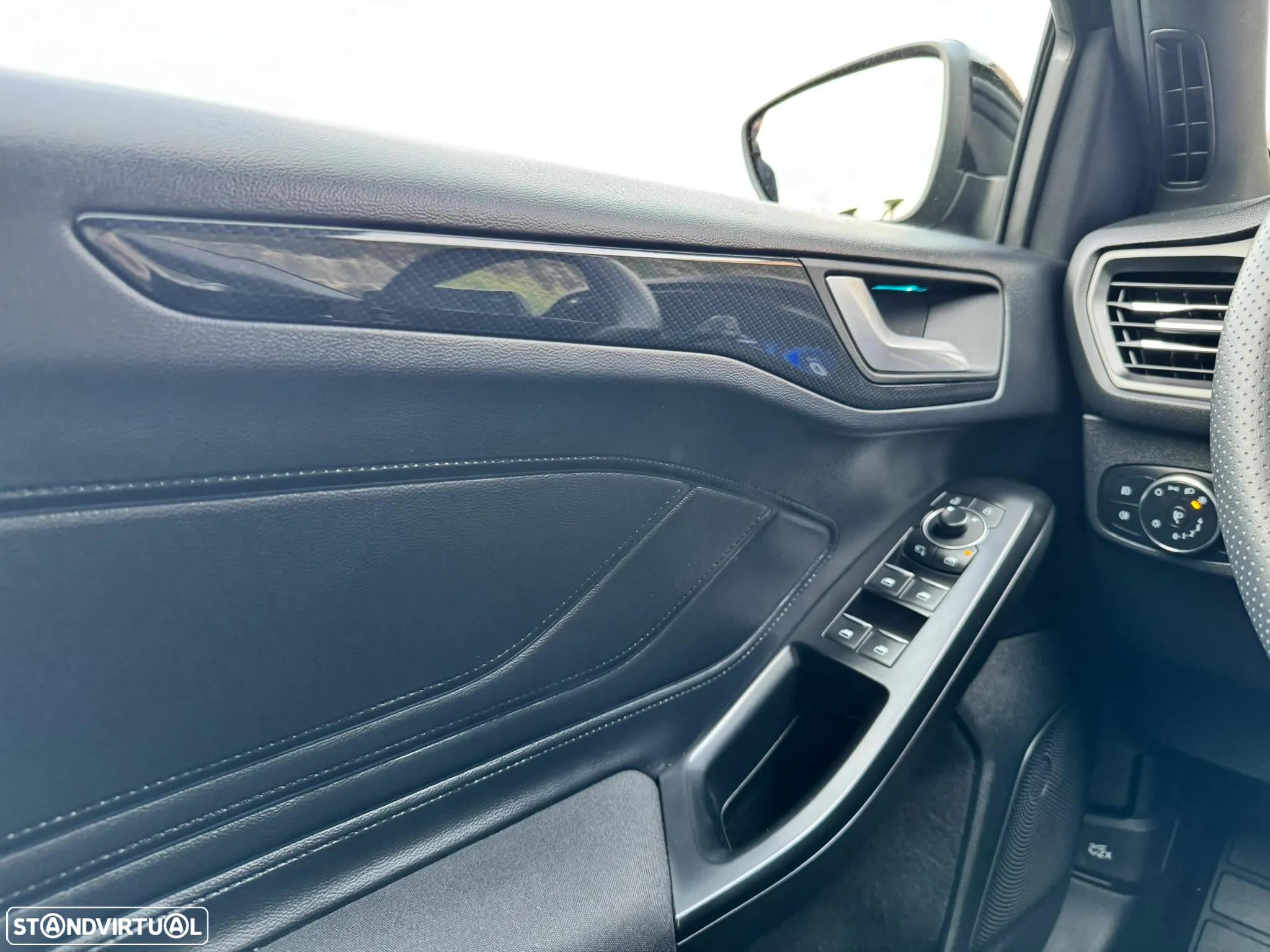 Ford Focus SW 1.0 EcoBoost Hybrid Aut. ST-LINE - 14