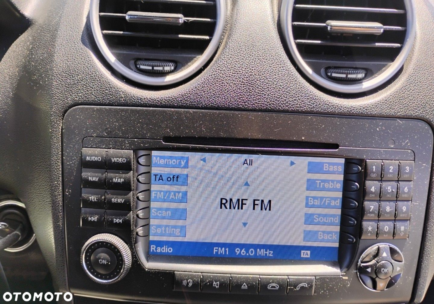 Mercedes-Benz ML - 14
