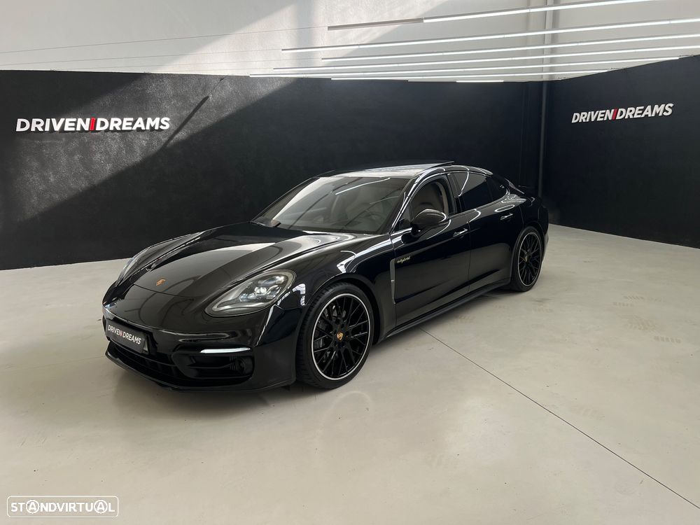 Porsche Panamera 4 E-Hybrid Platinum Edition - 16
