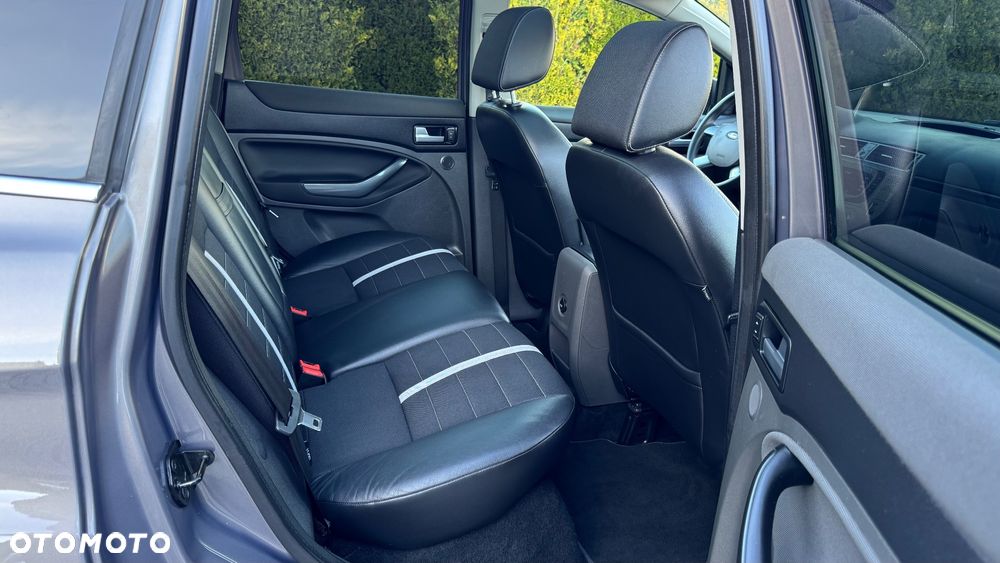 Ford Kuga 2.0 TDCi 4x4 Champions Edition - 16