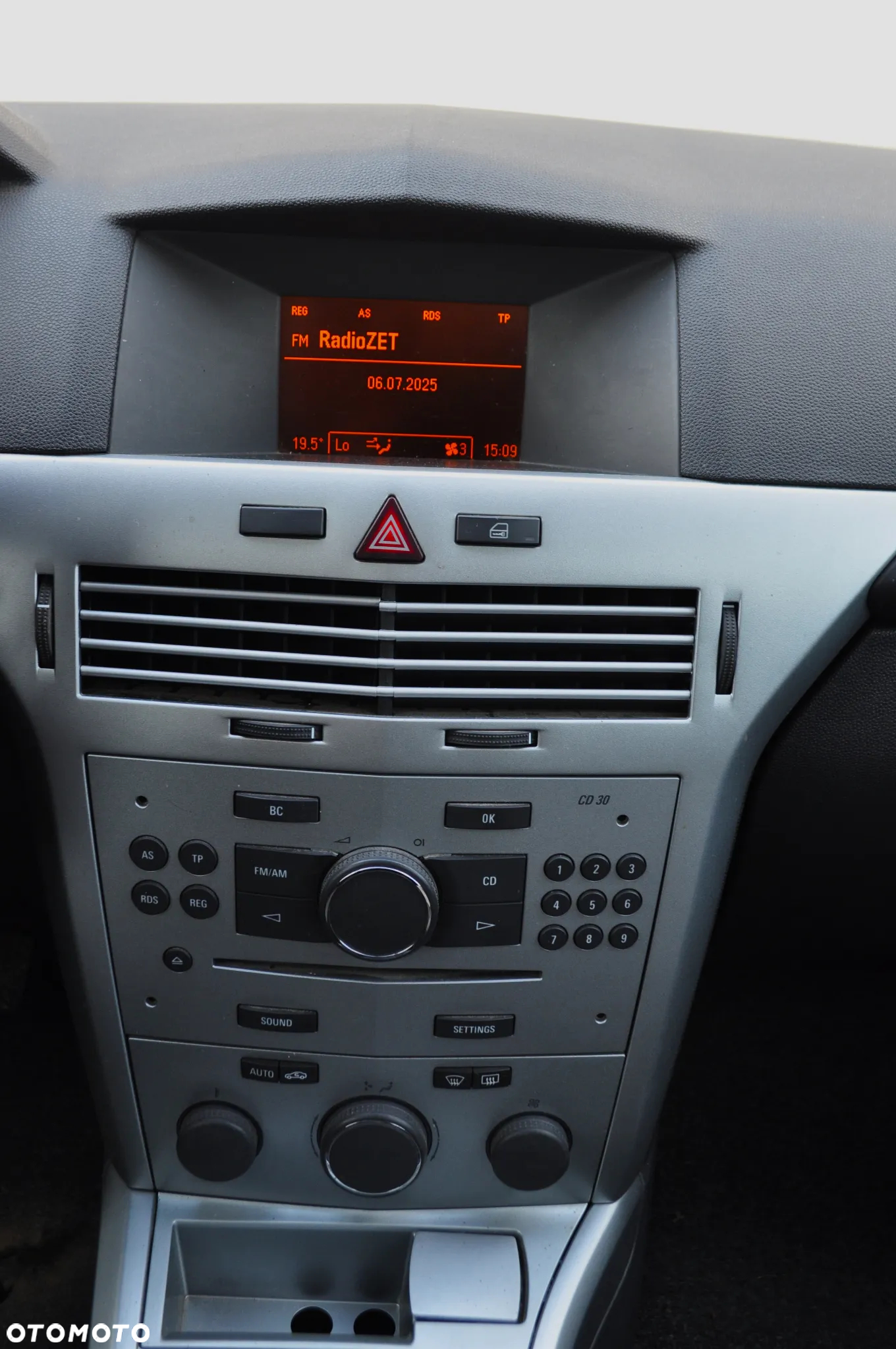 Opel Astra - 19