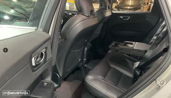 Volvo XC 60 2.0 T6 PHEV Inscription AWD - 7