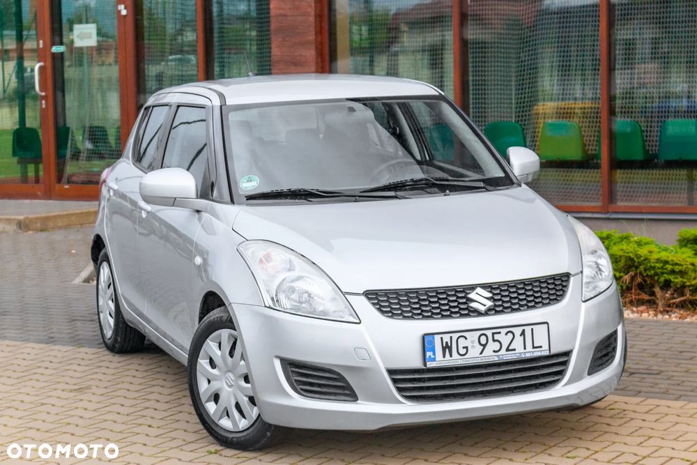 Suzuki Swift 1.2 Premium - 4