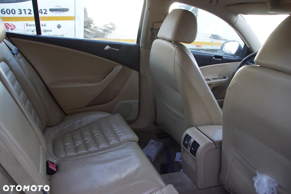 Auto na części - Volkswagen Passat B6 2.0 TDI 170 KM BMR KDA LC9X 2007R Silnik Skrzynia Drzwi Maska Błotnik Klapa Zderzak Lampa Klamka Szyba Lusterko Deska Kokpit Sterownik Moduł Czujnik Licznik Wyświetlacz Panel Kierownica - 15