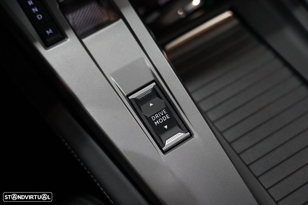 Peugeot 408 1.2 PureTech Allure EAT8 - 23