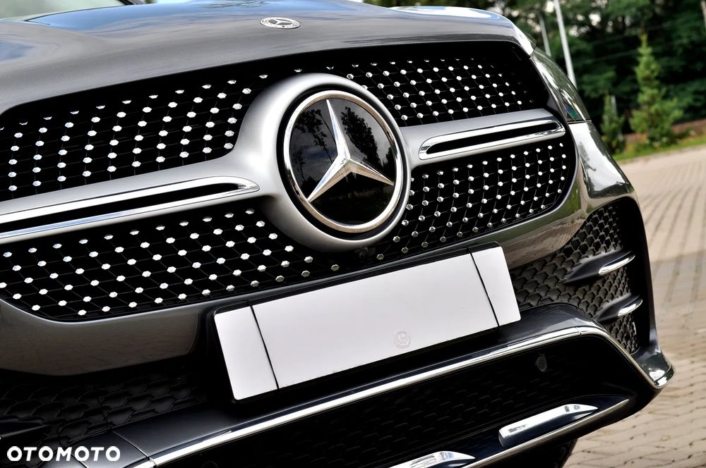 Mercedes-Benz GLE 300 d 4Matic 9G-TRONIC AMG Line - 8
