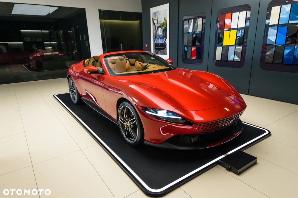 Ferrari Roma Spider - 8