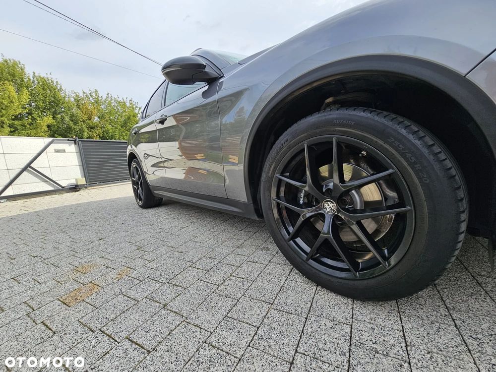 Alfa Romeo Stelvio 2.0 Turbo B-Tech Edition Q4 - 12