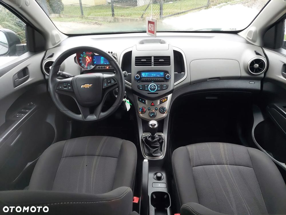 Chevrolet Aveo 1.4 LT - 7