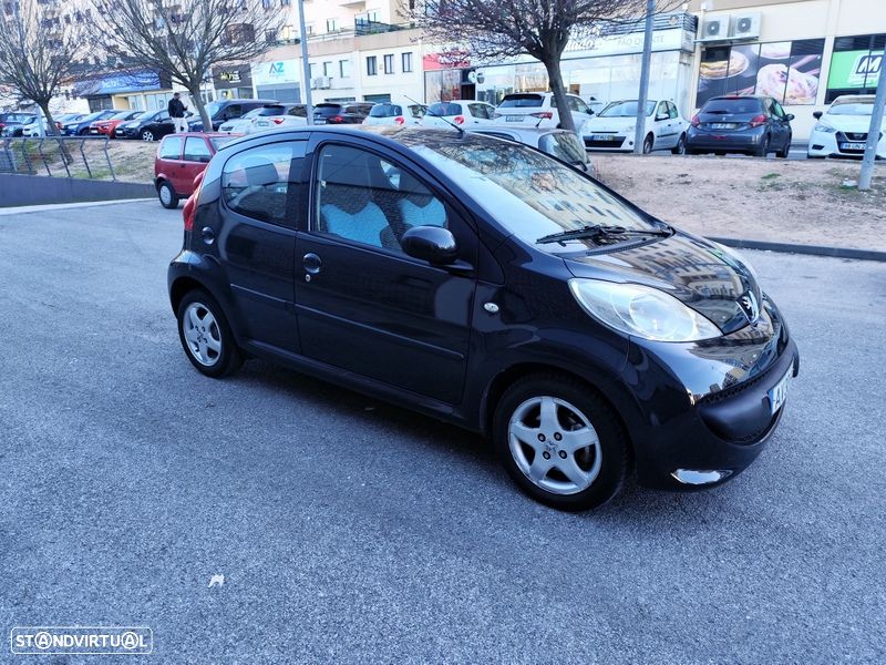 Peugeot 107 1.0 Active - 10