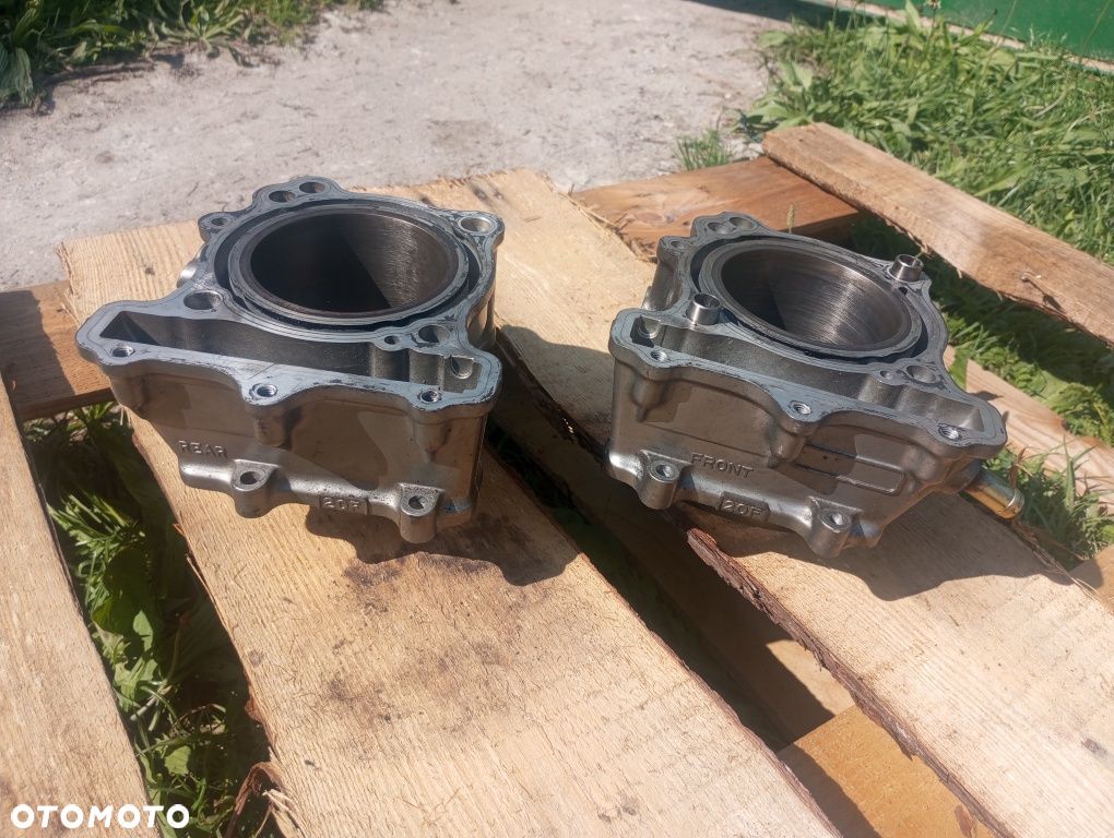 Cylinder cylindry sv 650 tuleja silnika przedni tylni sv650 98 - 02 K3 - 1