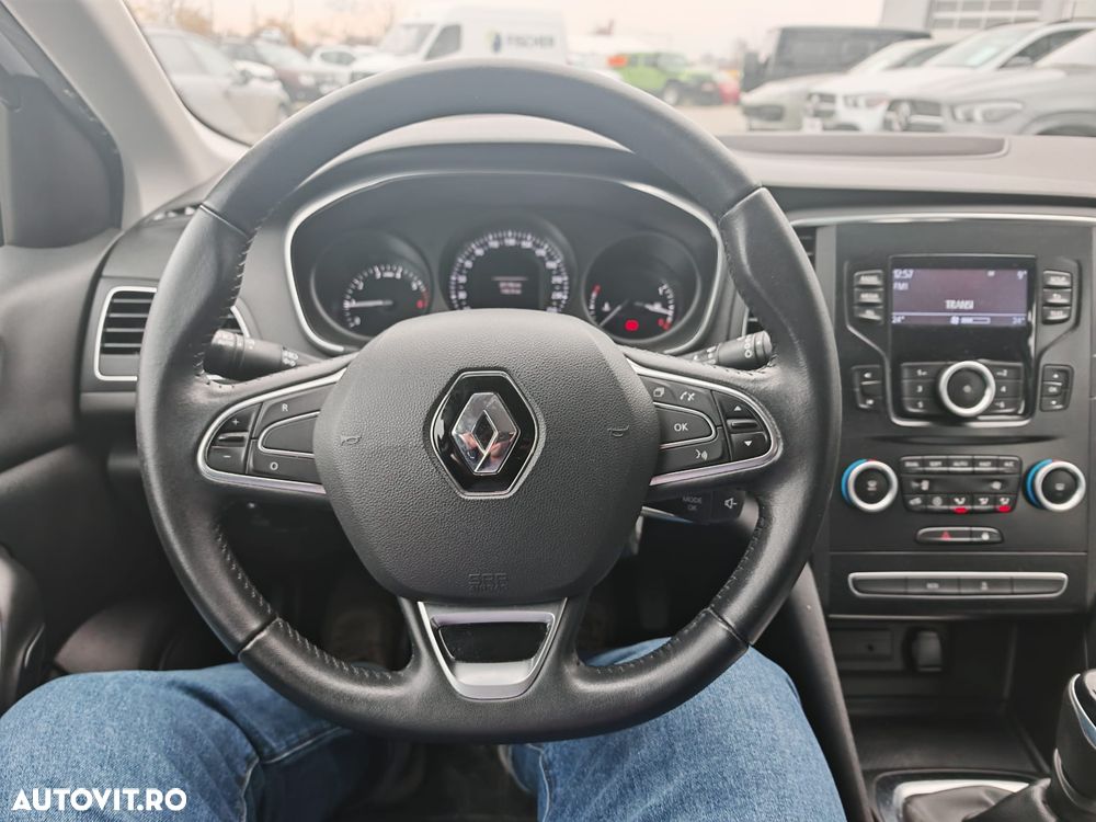 Renault Megane TCe 140 GPF Life - 13