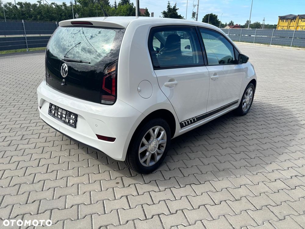 Volkswagen up! - 6