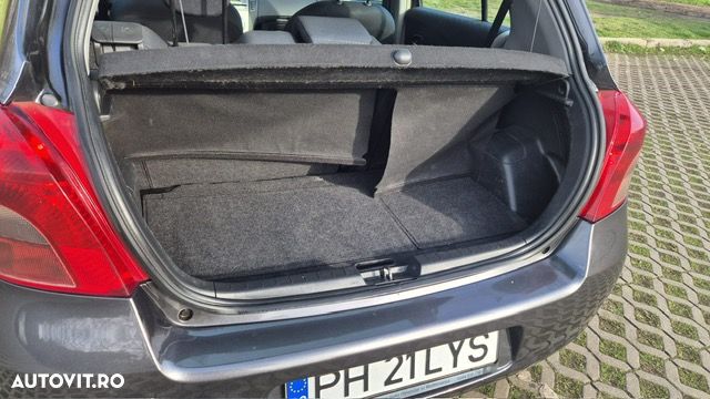 Toyota Yaris 1.3 Sol - 15