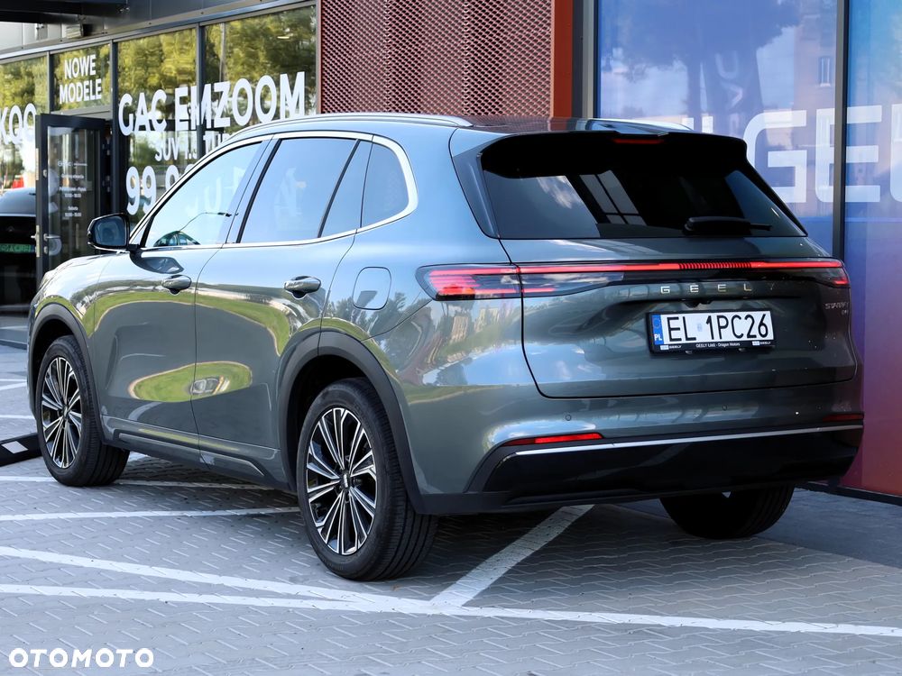 Geely Starray EM-i 1.5 PHEV Max - 30