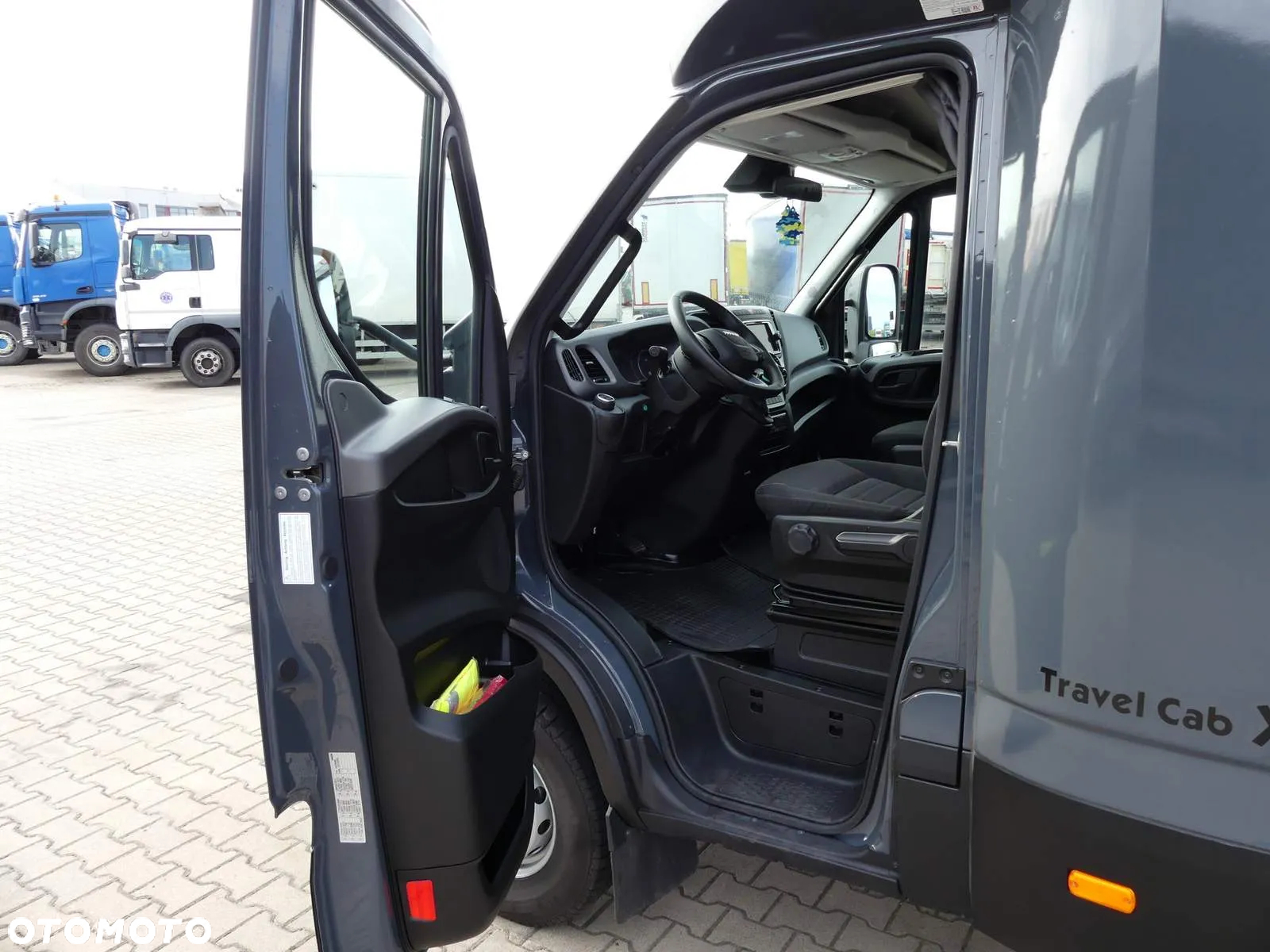Iveco JEGGER 70C18 3.0 175KM - 10