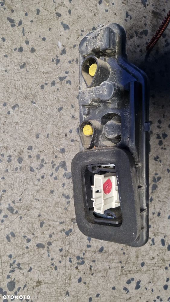 PEUGEOT 307 SW LIFT WKŁAD LAMPY TYŁ LEWY - 2