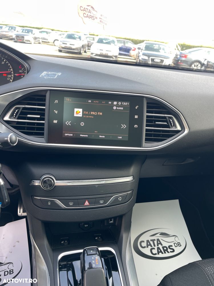 Peugeot 308 BlueHDi FAP 130 EAT6 Stop & Start Allure - 32