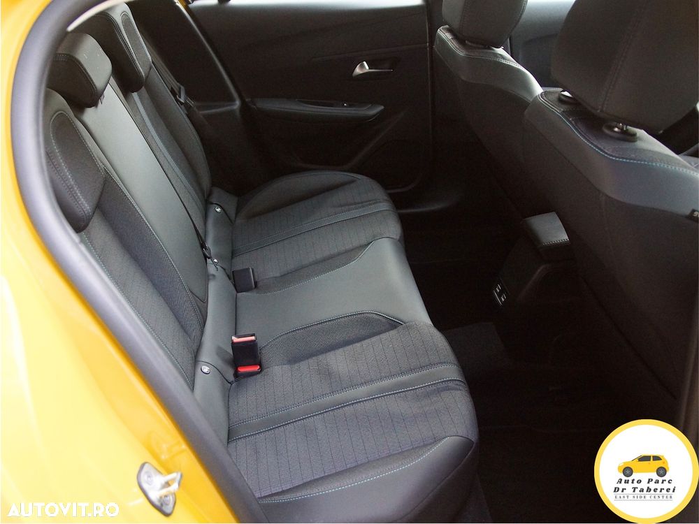 Peugeot 208 PureTech 100 EAT8 Allure Pack - 29