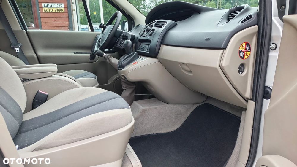 Renault Scenic - 16
