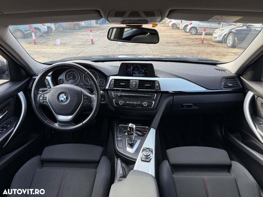 BMW Seria 3 316d Touring Aut. Sport Line - 7
