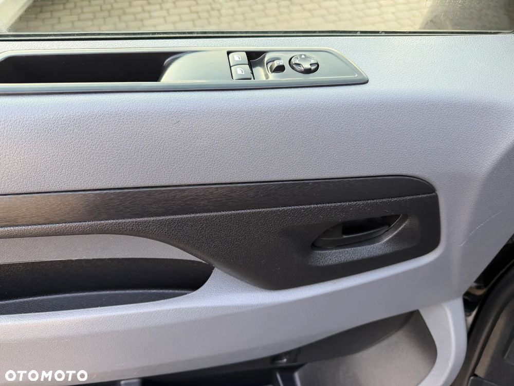 Toyota Proace 2,0 L2H1 - 17