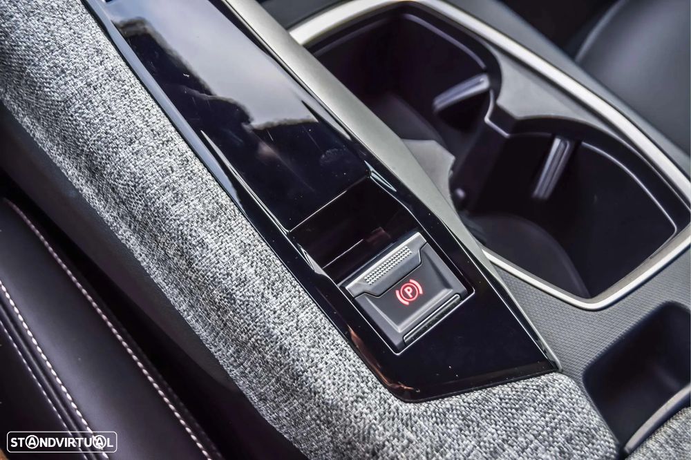 Peugeot 3008 1.2 Hybrid Allure e-DCS6 - 14