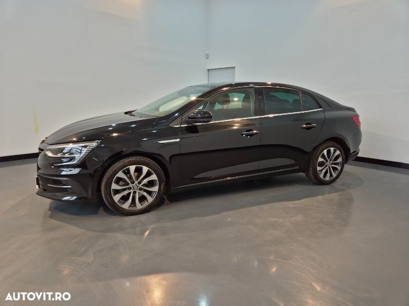 Renault Megane TCe 140 GPF Techno - 4