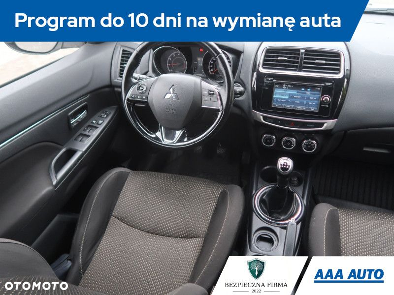 Mitsubishi ASX - 8