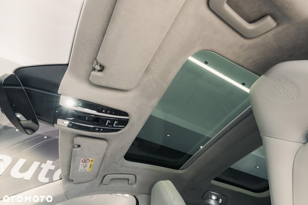 Porsche Panamera 4S E-Hybrid - 17