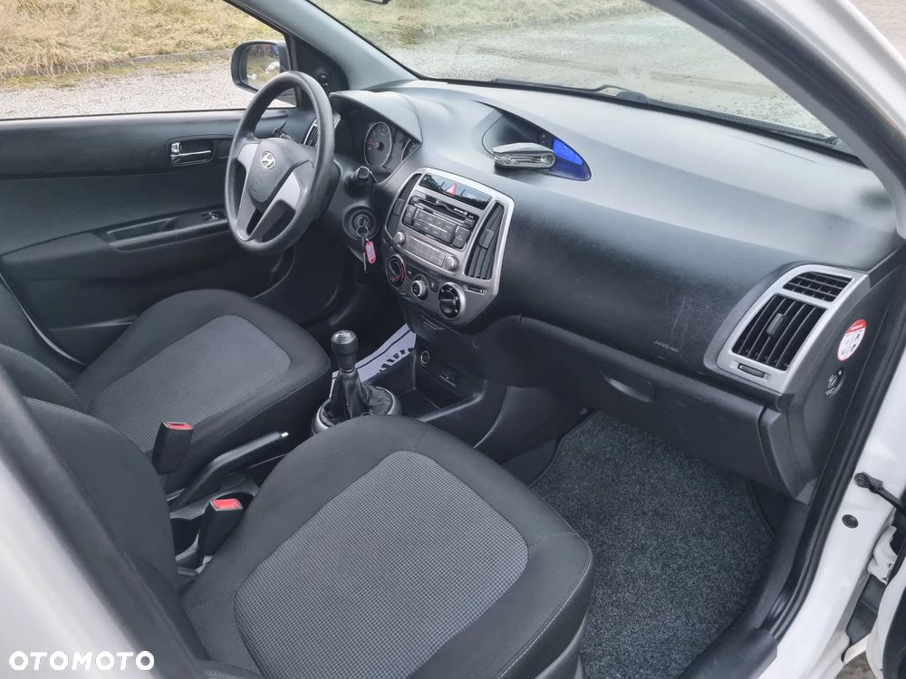 Hyundai i20 1.25 Comfort - 23