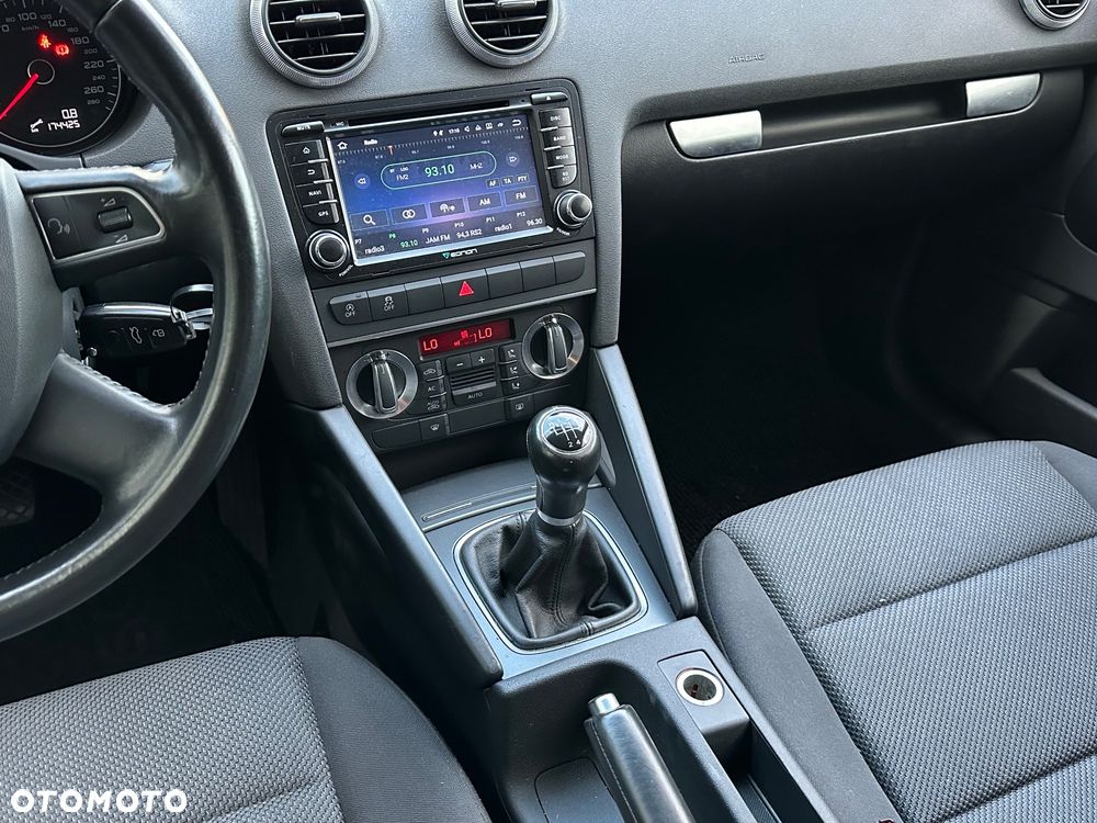 Audi A3 3-drzwiowe 1.6 TDI DPF Ambition - 8