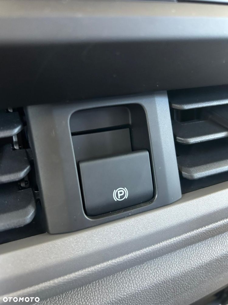 Volkswagen Transporter Kombi L2H1 M1 - 21