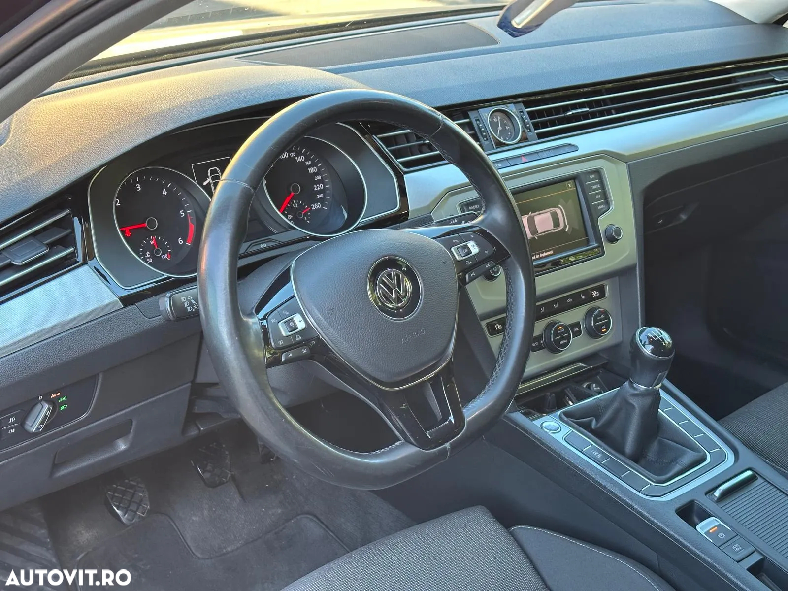 Volkswagen Passat - 9