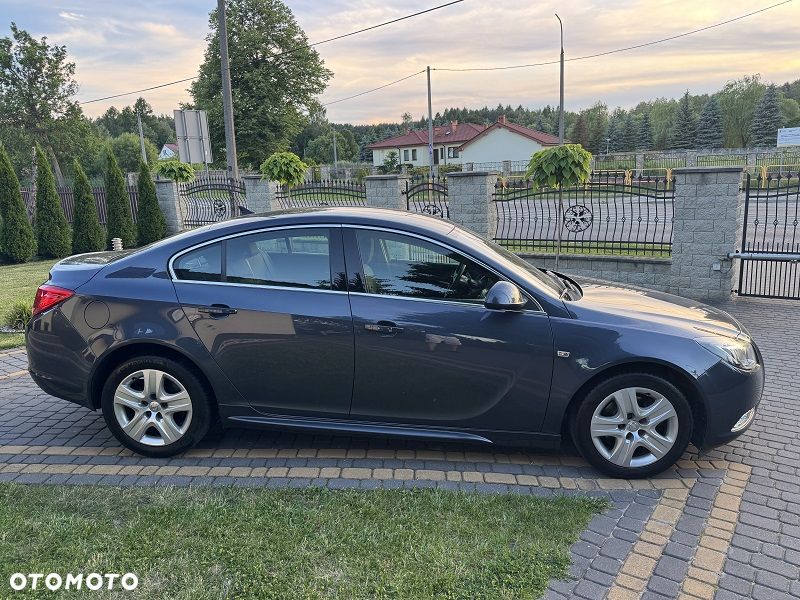 Opel Insignia 2.0 Turbo Edition - 11