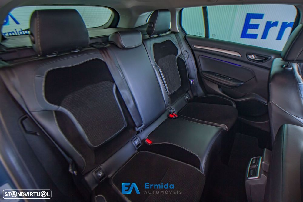 Renault Mégane Sport Tourer 1.5 dCi Limited EDC - 26