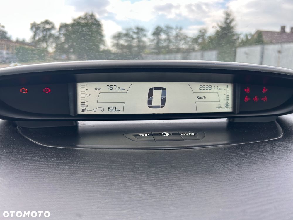 Citroën C4 1.6 16V VTR Pack - 9