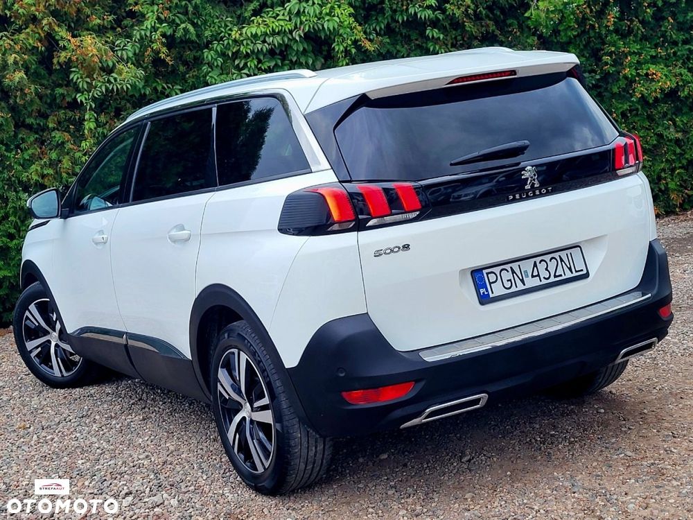 Peugeot 5008 - 2