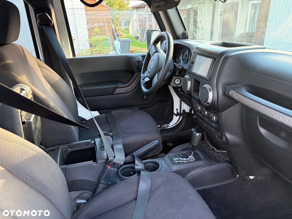 Jeep Wrangler 2014 photo 4
